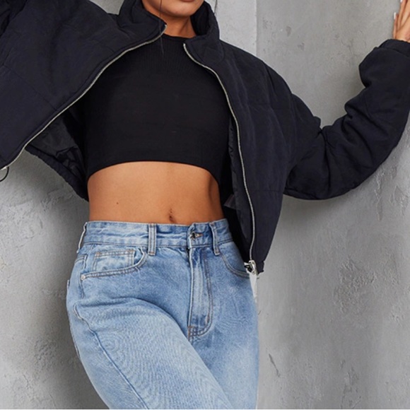 Black Cropped Puffer - Picture 3 of 3